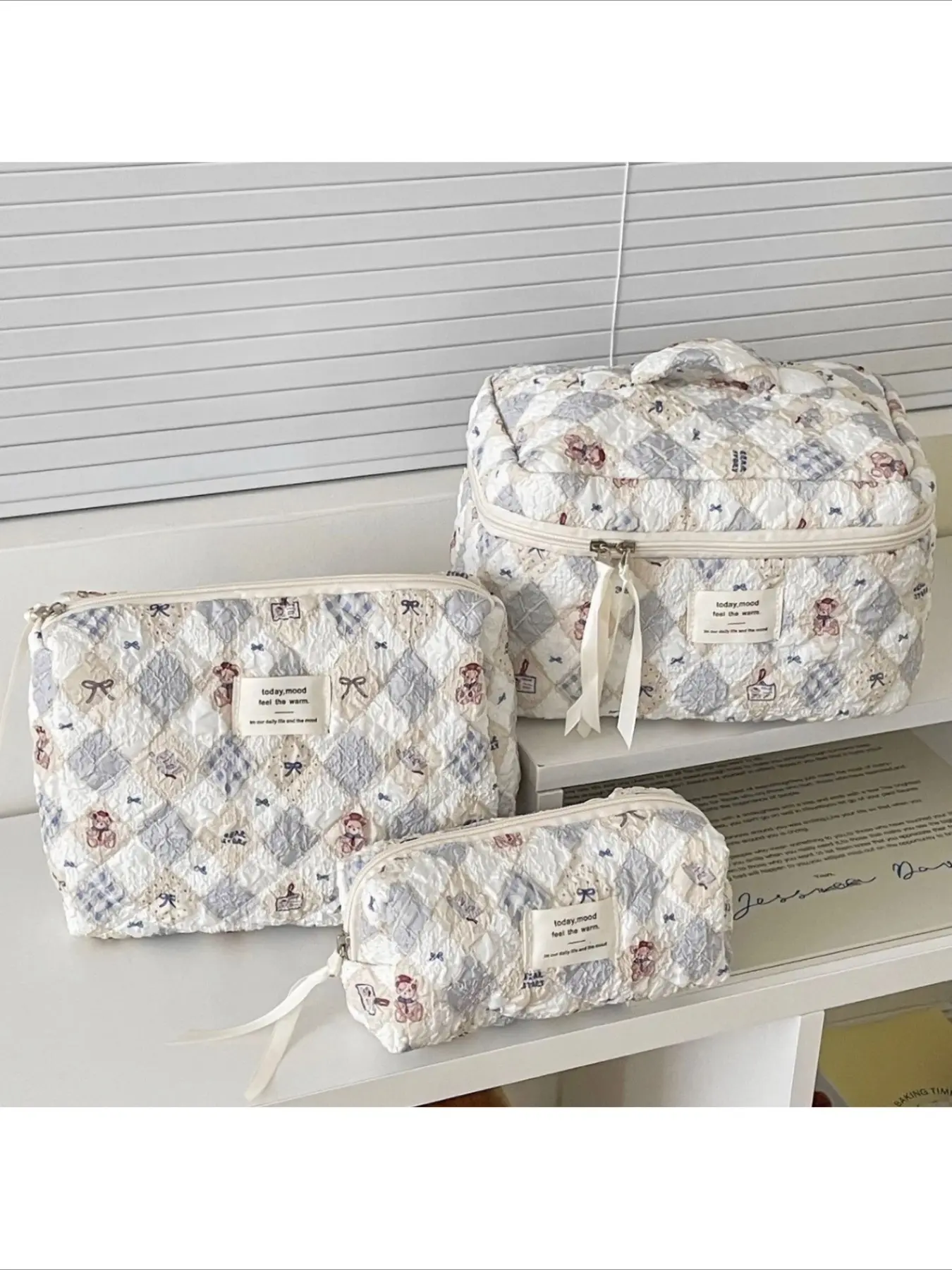 3 Pack Quilted Storage Bag Set, Cute Bear Bow Diamond Plaid Print, Multi-Size Portable Travel Organizer, Soft Padded Wash Bag
