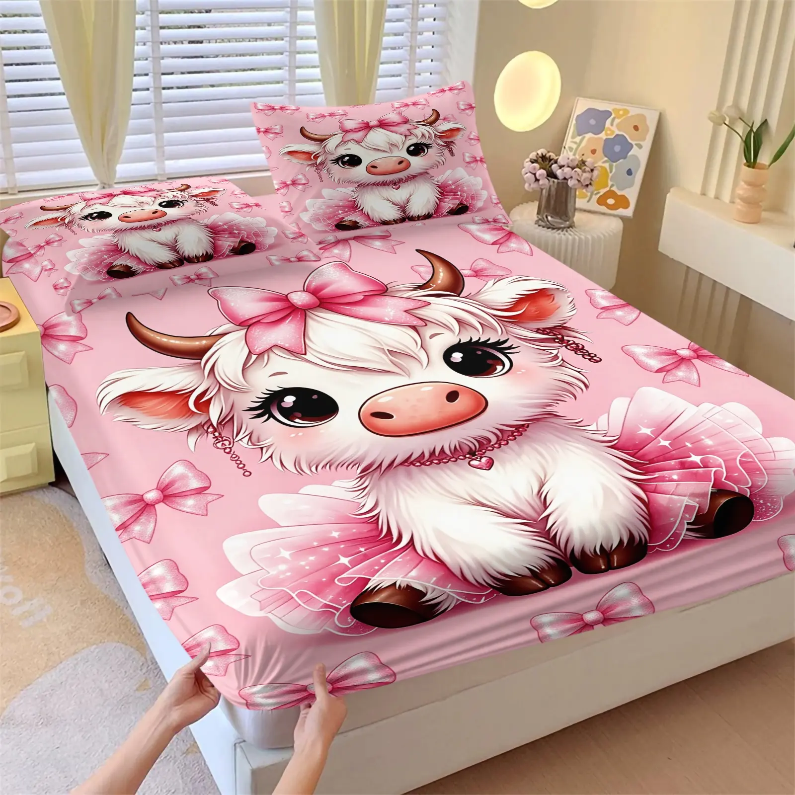 Sweet Cartoon Pink Bow Highland Cow Print Fitted Sheet Set, 1 Fitted Sheet & 2 Pillowcase, Cute Cartoon Princess Calf Bedding, Pink Cottagecore Girls Bed Set All Size, Anti-Pilling Breathable Soft, Soft Bedding Sets, Pastel Girly Dorm Decor