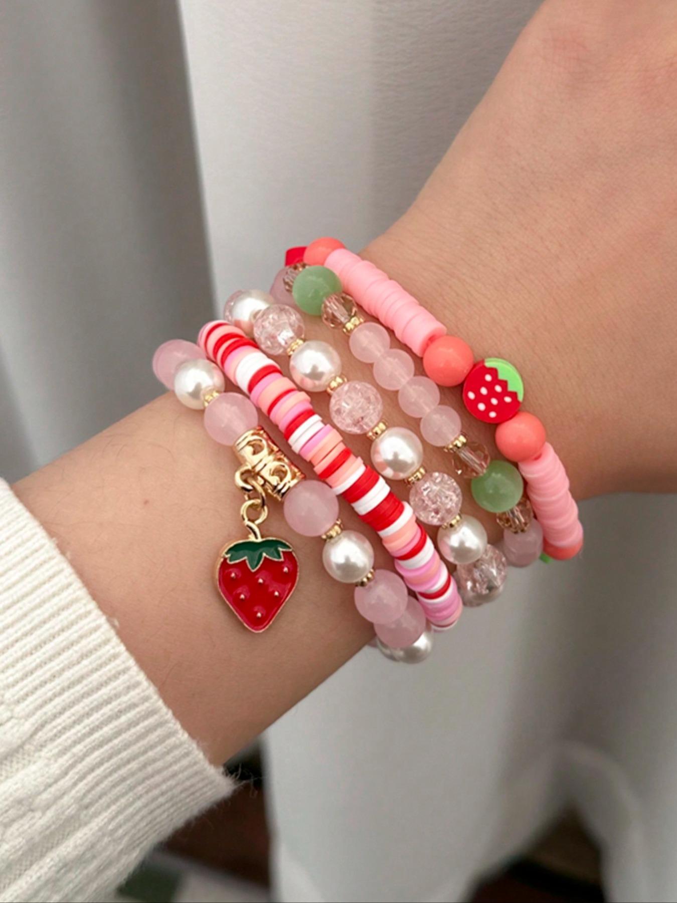 Women's Strawberry Pendant Crystal Beaded Bracelet Set, Cute Sweet Fashion Jewelry Gift for Women Daily Wear & Friends, Charm Bracelets