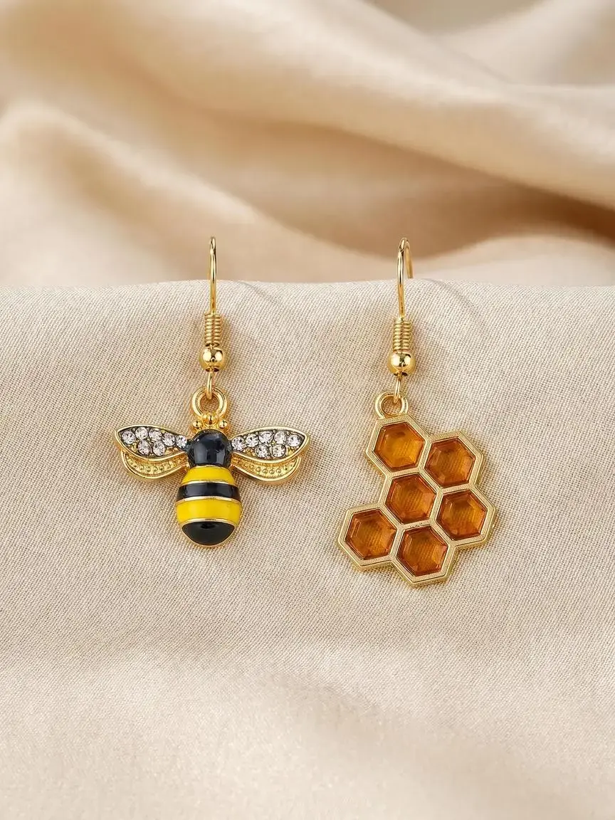 2pcs Bee Honey Alloy Dripping Earrings, Ab Style, Cute Design, All Seasons Wear, No Choking Hazard, Perfect Gift