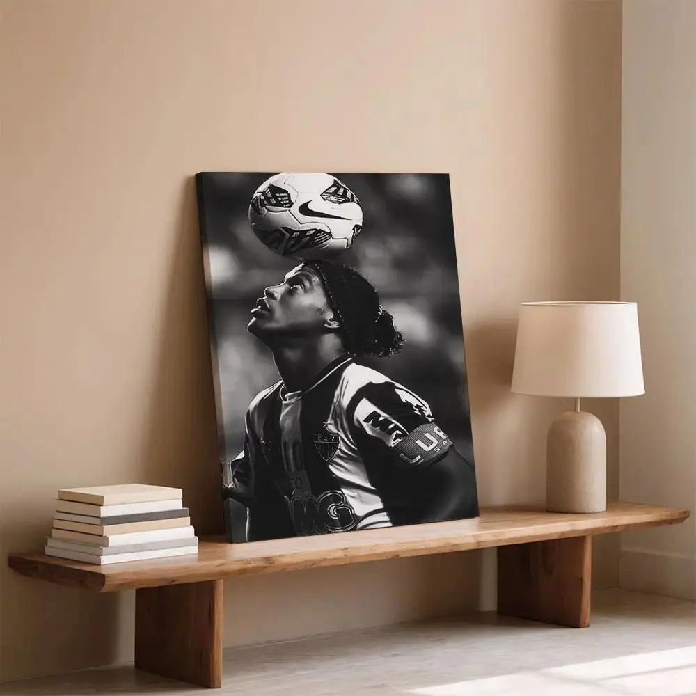 2D Flat 1pc Unframed Canvas Poster,Ronaldinho Soccer Ball Poster, Sports Legend Wall Art,Poster Print, Artwork Wall Painting for Gift, Bedroom, Office, Living Room, Wall Decor, Home Decoration, Gift for Valentine's Day
