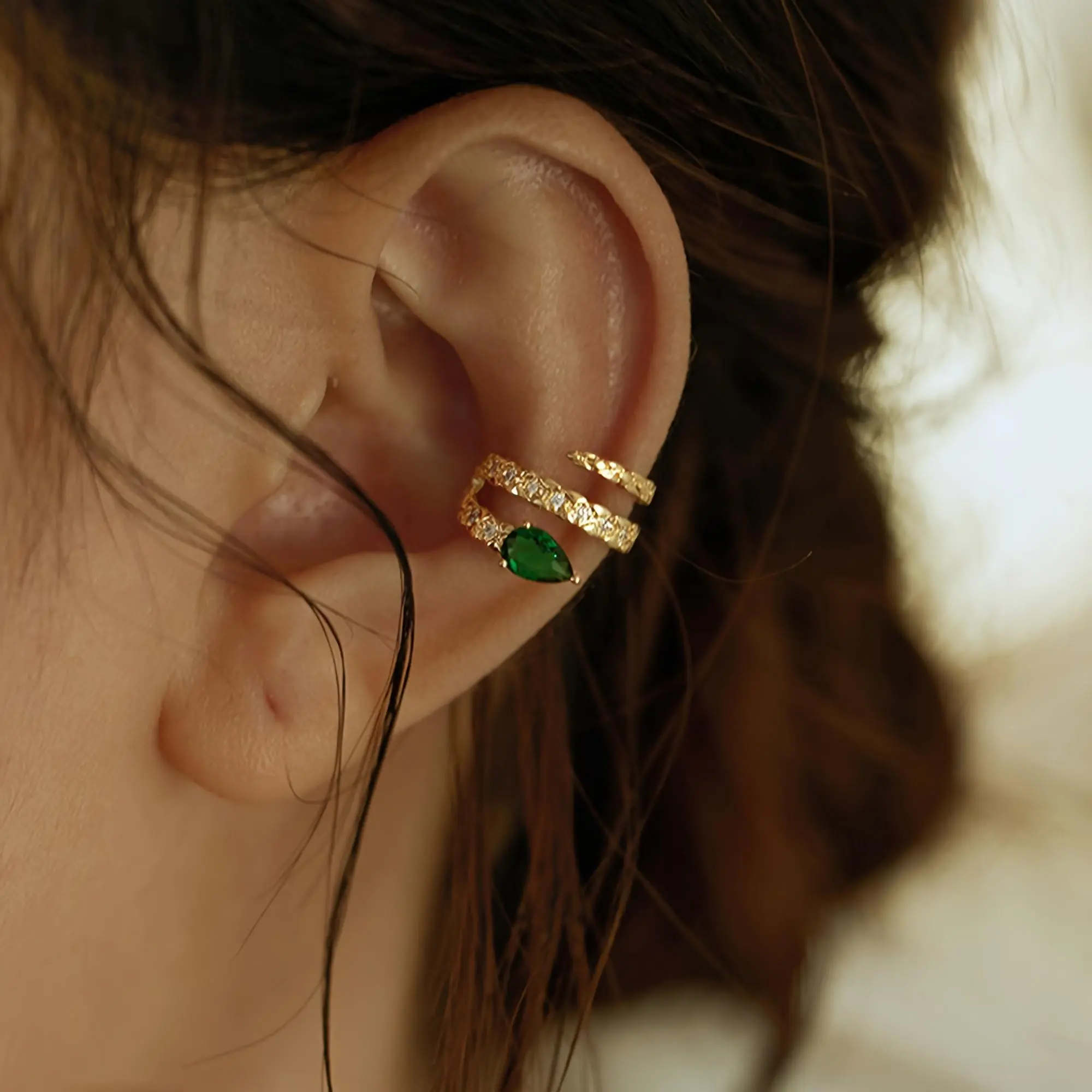 Exquisite Snake Shaped Ear Cuff - Earrings with Unique Metal Design, Cool Party Jewelry, Perfect Valentine's Day Gift for Women, Mom, Family, and Friends, Hypoallergenic and Nickel-Free