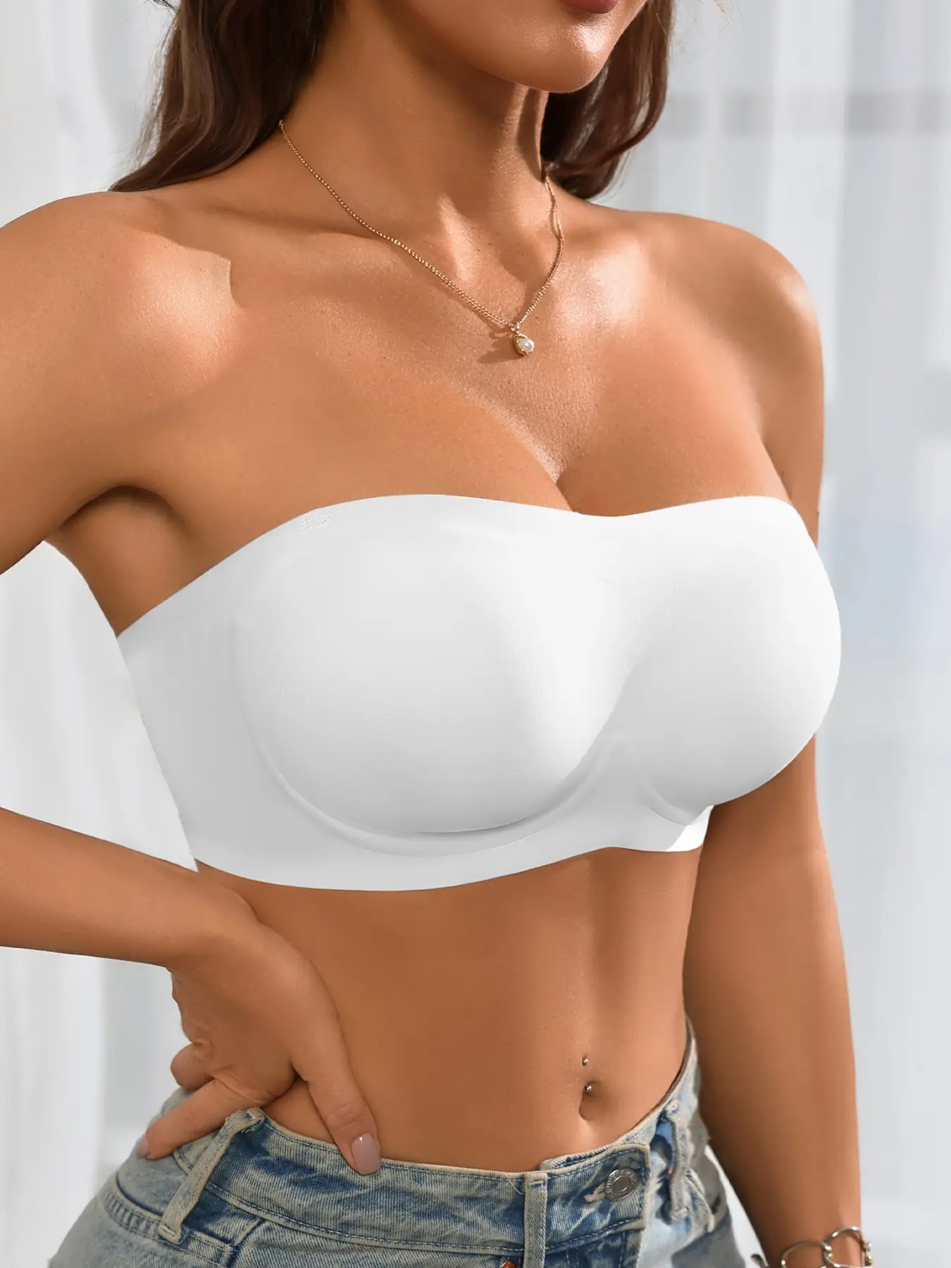 2 Pack Women’s Jelly Strapless Bandeau Bra, Non-Slip Silicone Grip, Padded Wireless Bra for Dresses, Tops, Everyday Wear