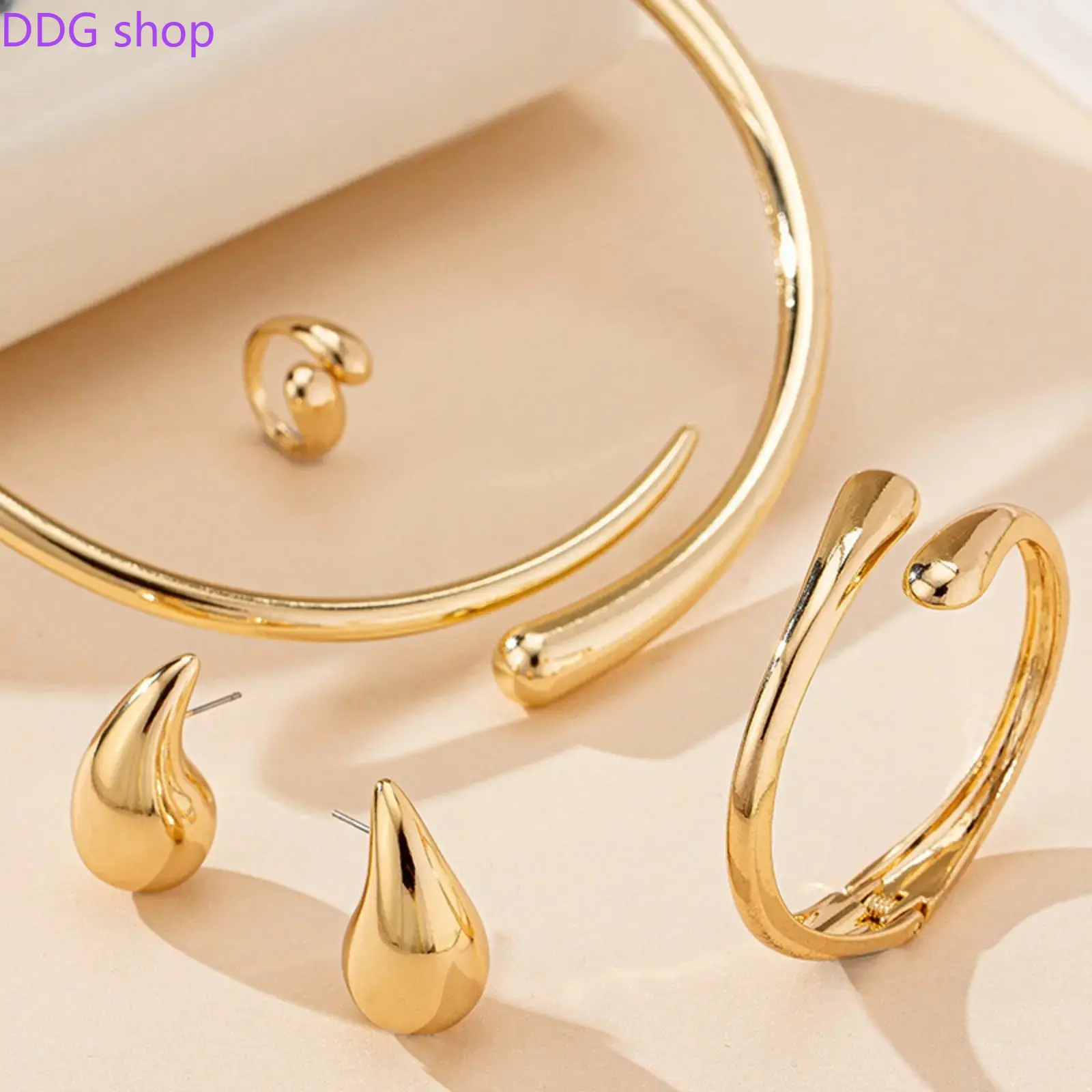Women's Fashionable Jewelry Set - Trendy Teardrop Design, Includes Choker, Bracelet, Earrings & Ring, Vintage Minimalist Elegant Style, Versatile All-Match Accessory for Daily Wear, Parties (Sports & Outdoor Protective Gear Accessory)