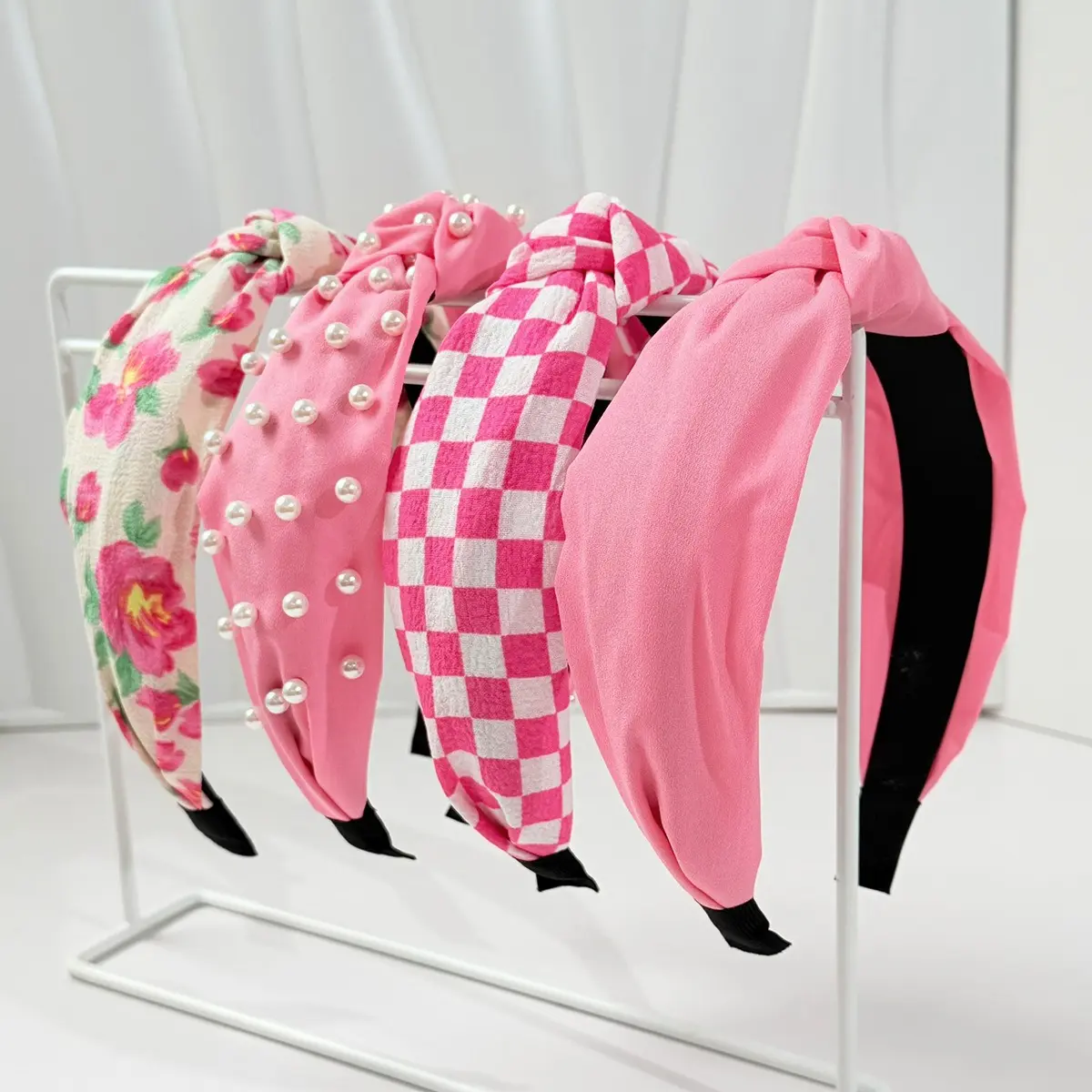 Pink Pearl Checkered Knotted Headband for Women Wide Fabric Hair Band Soft Comfortable Non-Slip Elegant Fashion Hair Accessories for Daily Wear Office Party Travel Holiday