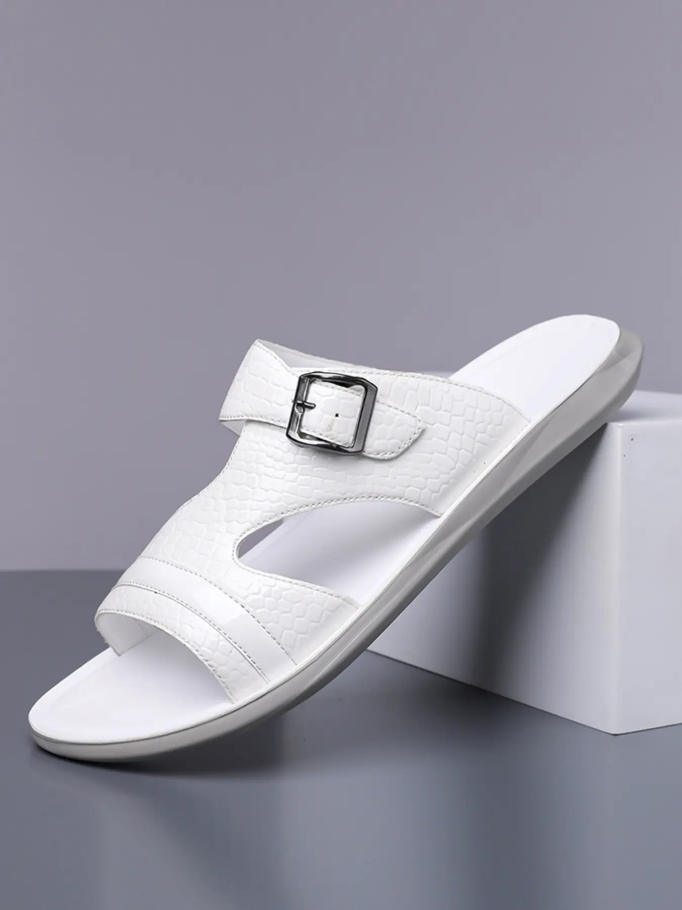 Men's Shiny Leather Slippers, Buckle Decorated Slides Men, Adjustable Metal Buckle Anti-Slip Soft Sole Casual Toe-Open Sandals, Durable Summer Beach Shoes
