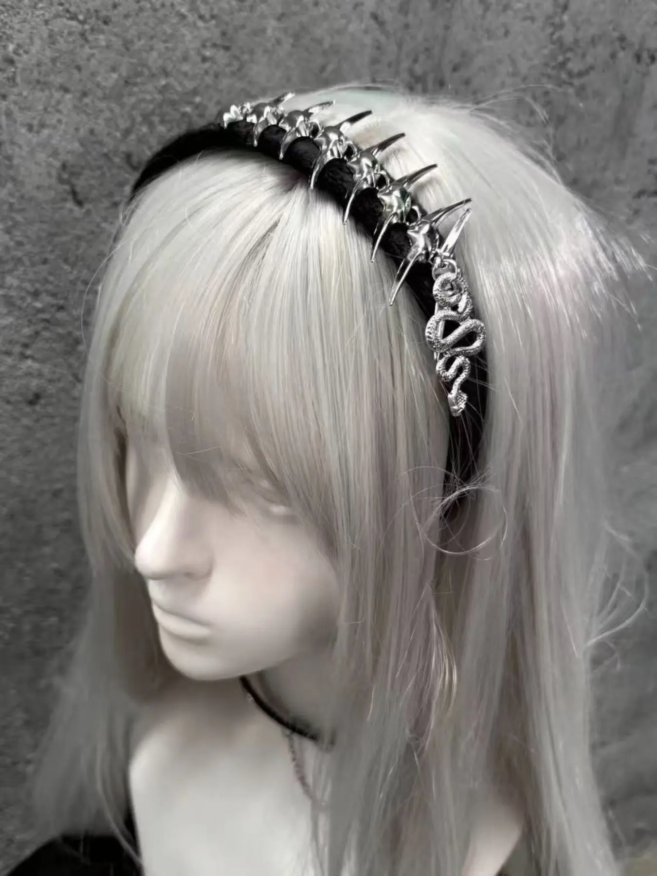 Snake Headband, Gothic Hair Band, Punk Spike Headband, Y2K Alternative Hair Accessory, Dark Coquette Headpiece for Women