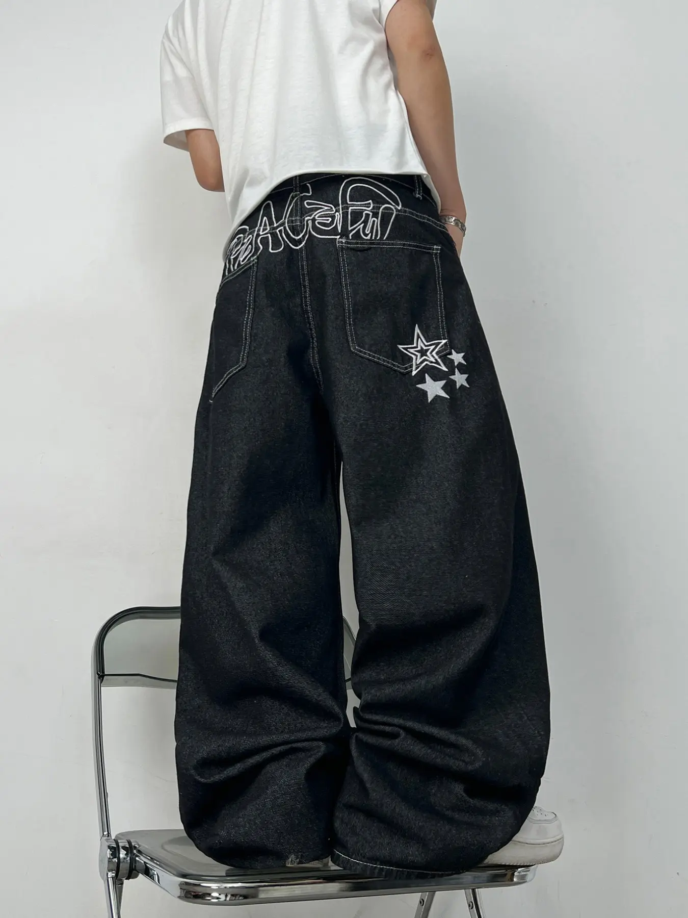 Men's Denim Jeans, Block Back Letter Star Embroidery Straight Leg Wide Leg Jeans, Y2K Street Fashion Loose Long Pants