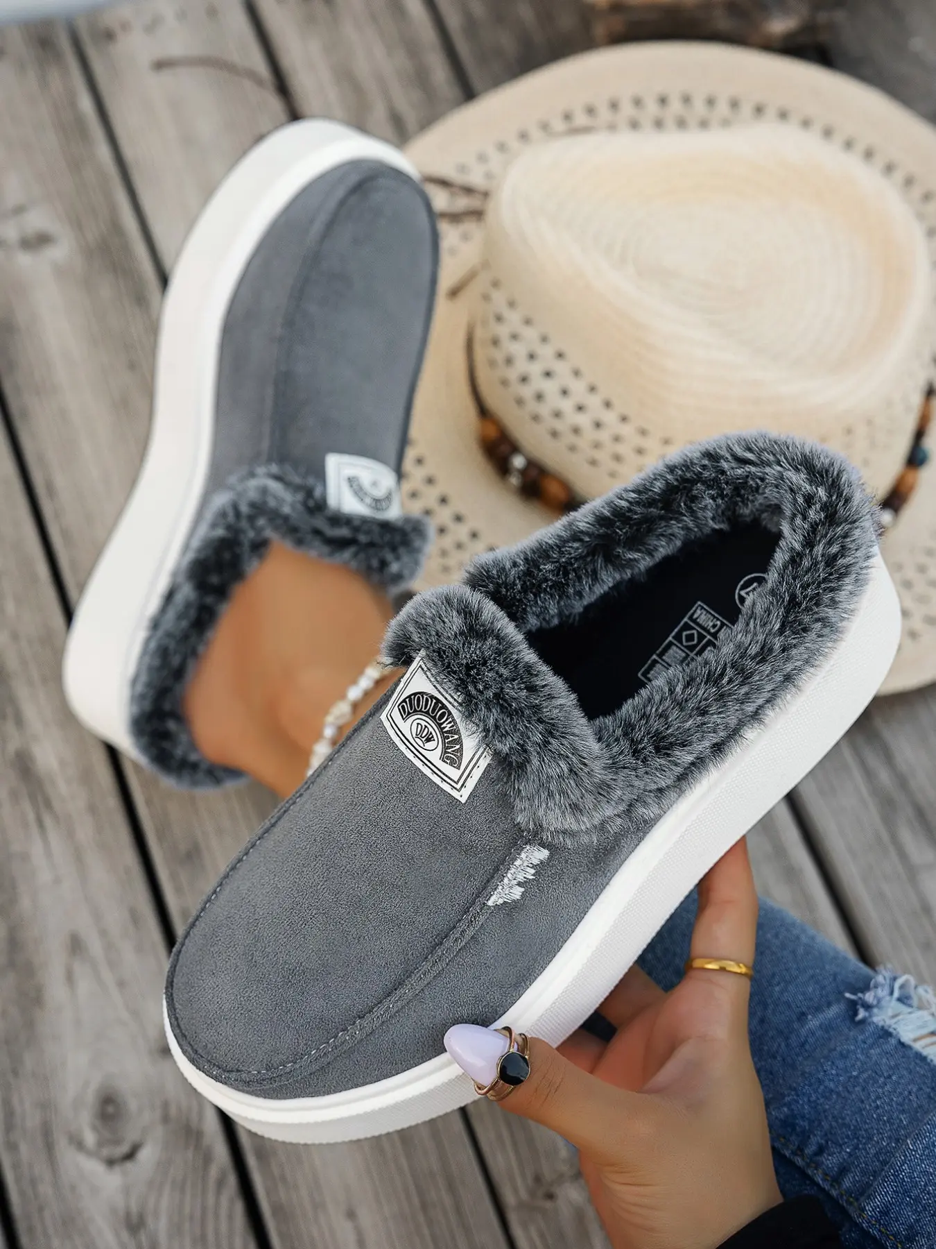 2026 Women's New Solid Color Thick Sole Mules, Large Size Comfortable Lazy Half Slippers, Daily Wear, Slip-On Design, School/travel Friendly