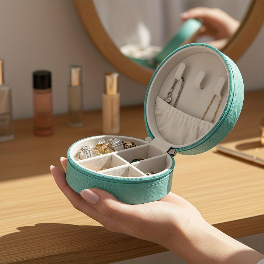 Six-piece set, round flip-top flannel lining, multifunctional storage for earrings, necklaces, and bracelets, jewelry expert, jewelry box, multifunctional storage box, jewelry box, earring box