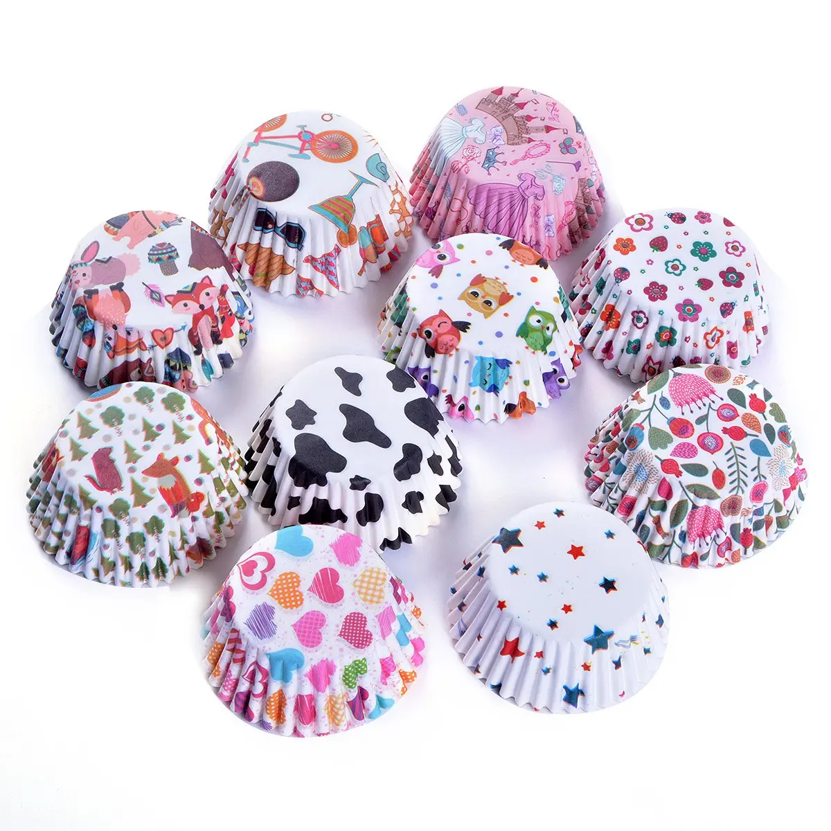 Assorted Cute Print Oilproof Disposable Cupcake Liners, Standard Grease Resistant Muffin Paper Cups, Multipurpose Baking Wrappers for Cupcakes Muffins Handmade Candy, Ideal for Birthday Wedding Valentine’s Day Holiday Dessert Table Decoration