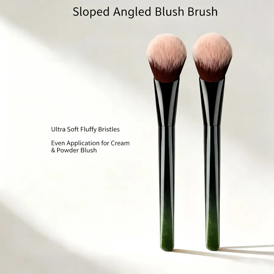 Multifunctional Angled Blush Brush, Soft Synthetic Fiber Facial Makeup Brush, Versatile for Blush, Contour, Highlighter
