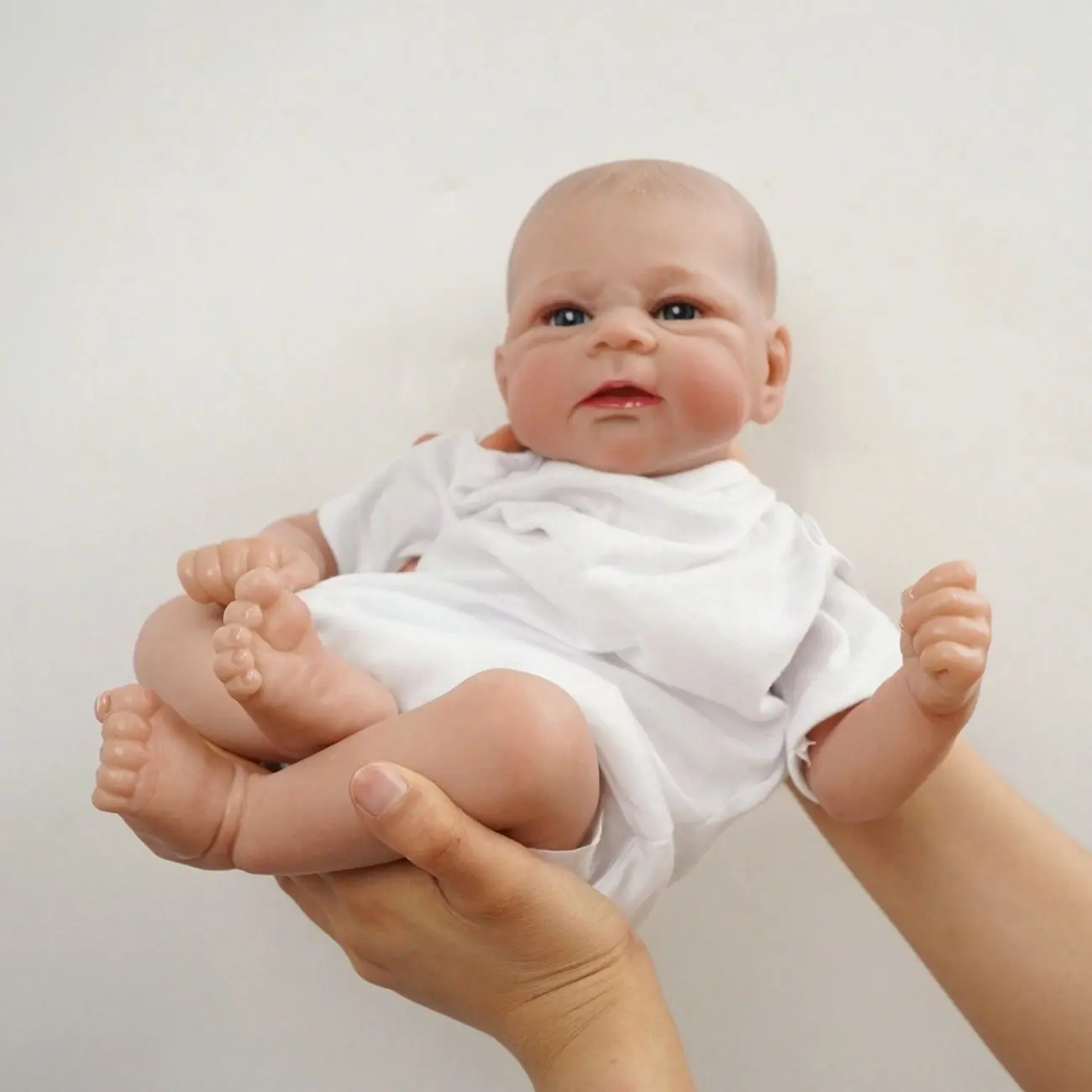 17-Inch Realistic Loulou Bebe Doll, Newborn Babe Dolls, Hand-Painted 3D Hair, Soft Touch Newborn Design, Includes Accessories, Ideal Gift for Kids