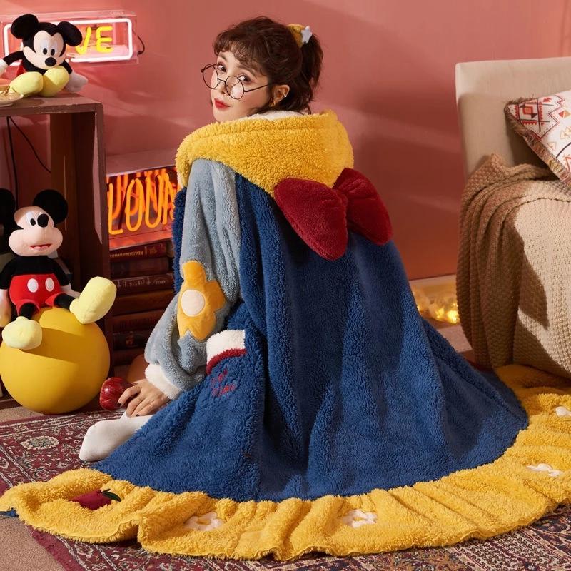 Winter Thick Hooded Flannel Nightgowns Women Warm Nightwear Princess Plush Bathrobes Cute Cartoon Lounge Wear Soft Sleepwear Winter Thick Hooded Flannel Nightgowns Women Warm Nightwear Princess Plush Bathrobes Cute Cartoon Lounge Wear Soft Sleepwear