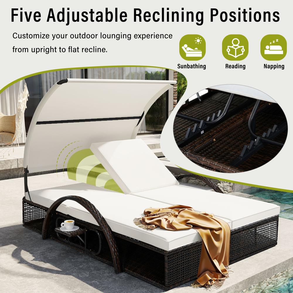 Outdoor steel-frame sun loungers with adjustable backrests; double patio sunbeds featuring hidden side tables and curved armrests; ideal for patios, pool decks, gardens, backyards, and other outdoor spaces Outdoor steel-frame sun loungers with adjustable backrests; double patio sunbeds featuring hidden side tables and curved armrests; ideal for patios, pool decks, gardens, backyards, and other outdoor spaces