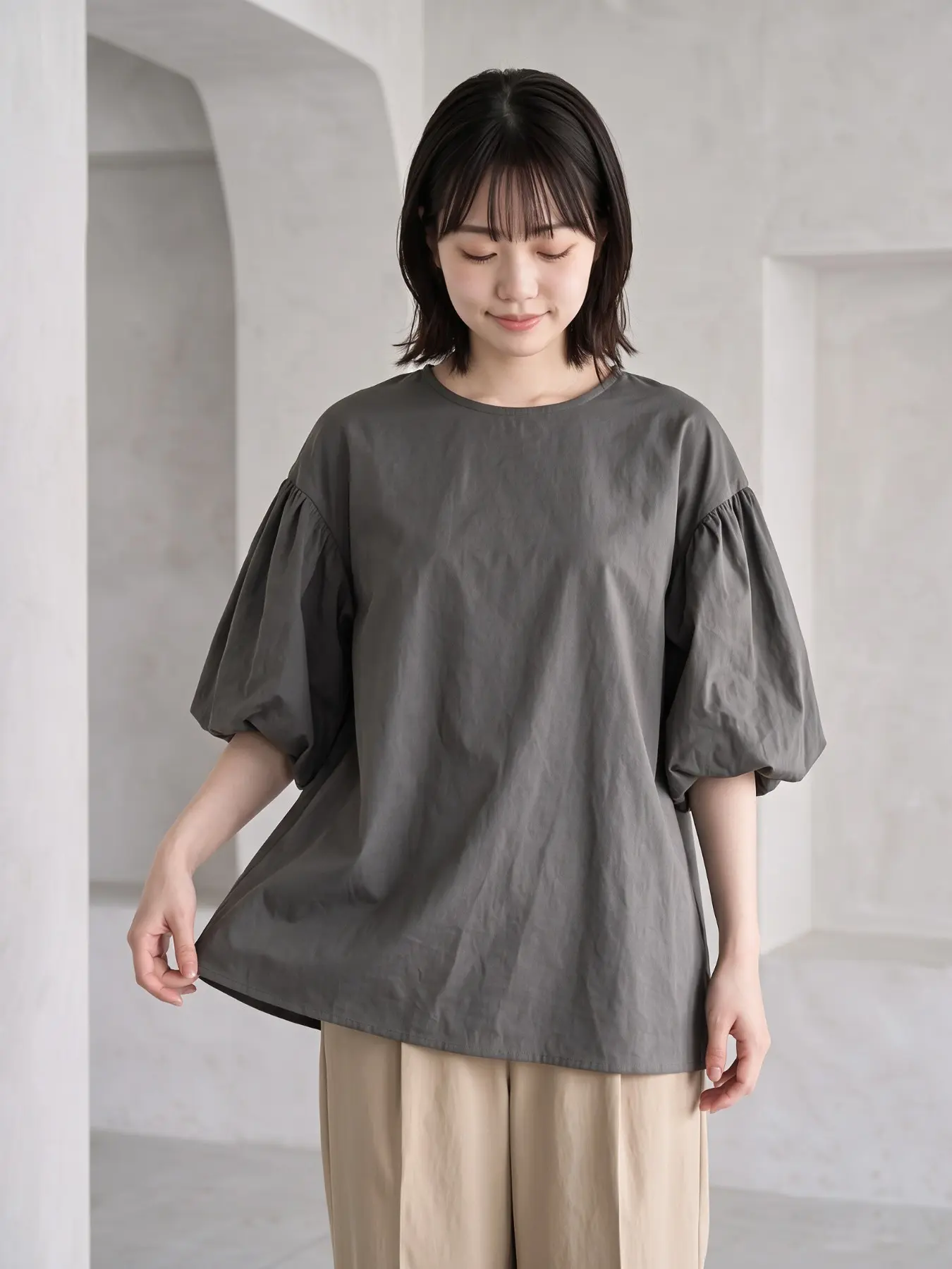Women's Solid Crew Neck Lantern Sleeve Top - Shirred Half Sleeves, Loose Fit Versatile Blouse