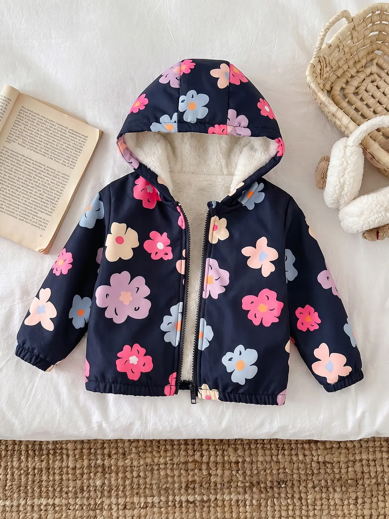 Girls' Floral Hooded Jacket with Zipper, Long Sleeve Fitted Outerwear for Fall & Winter, Warm and Stylish Daily Wear
