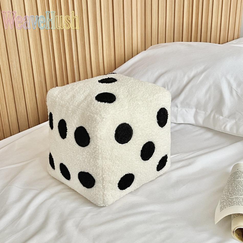 Creative Simple Dice Shaped Plush Pillow, Fun Simulation Dice Sofa Cushion & Futon Floor Mat, Soft Home Decor Throw Pillow for Living Room, Bedroom & Game Room, Multi-Functional Cute Stuffed Toy for Home Decoration & Seating