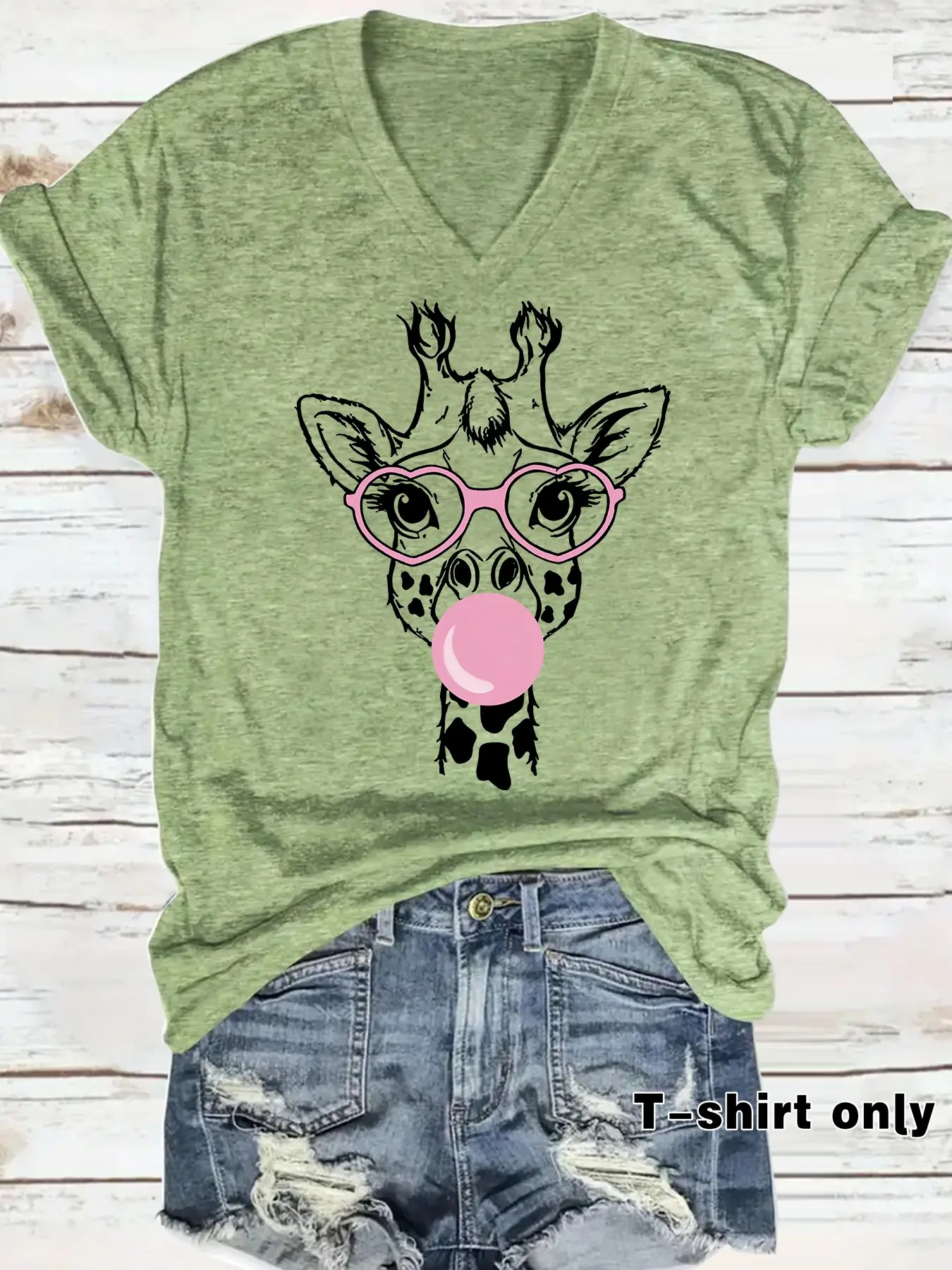 Women's Giraffe Bubble Print T-Shirt, Soft Lightweight Stretch Fit V-Neck Short Sleeve Top, Casual Tee Tops, Casual Summer Tee, Comfortable Vacation Shirt, Casual Everyday Tee, Casual Comfy Clothes