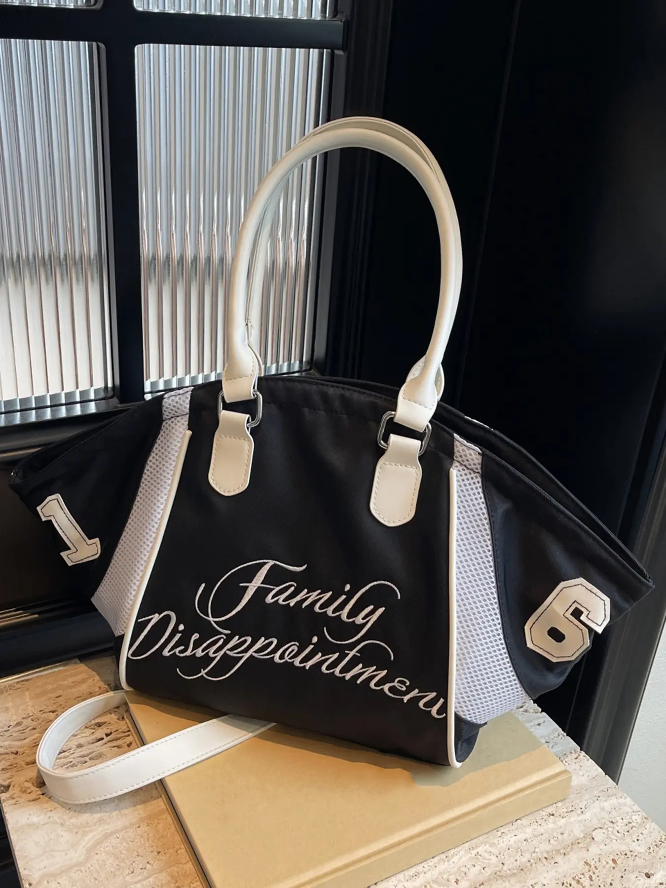 Retro casual versatile practical texture handbag, Casual Trendy Bag, street style large capacity fashionable personalized single shoulder crossbody bag, letter embroidery design, suitable for daily commuting and shopping in the mall