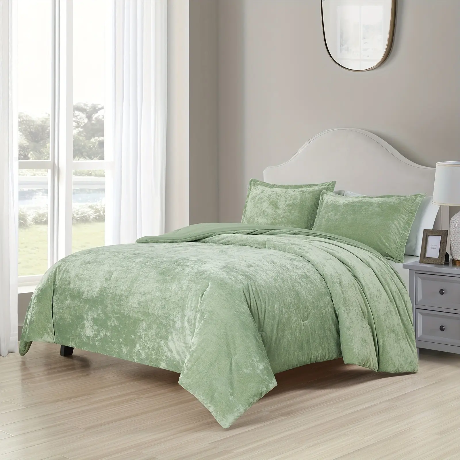 3pcs Distressed Velvet Comforter set