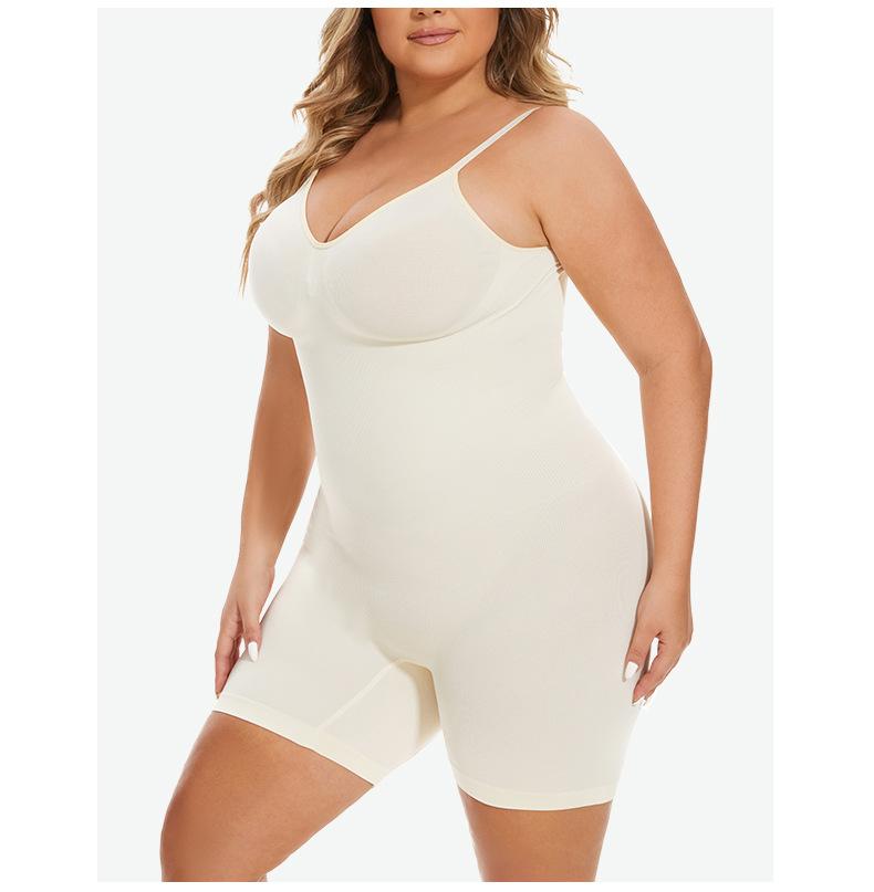 Vela Studio Women's Plus Size Seamless Shapewear with Straps and Flat Angles, Enhances and Lifts to Maintain a Good Figure