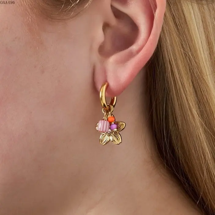 Ins‑Style Two‑Tone Flower Stud Earrings, Fashion Two‑Tone Stainless Steel Gold‑Plated Floral Earrings, Dainty Waterproof Fashion Jewelry for Women, Summervibes Daily Commute & Party Accessory