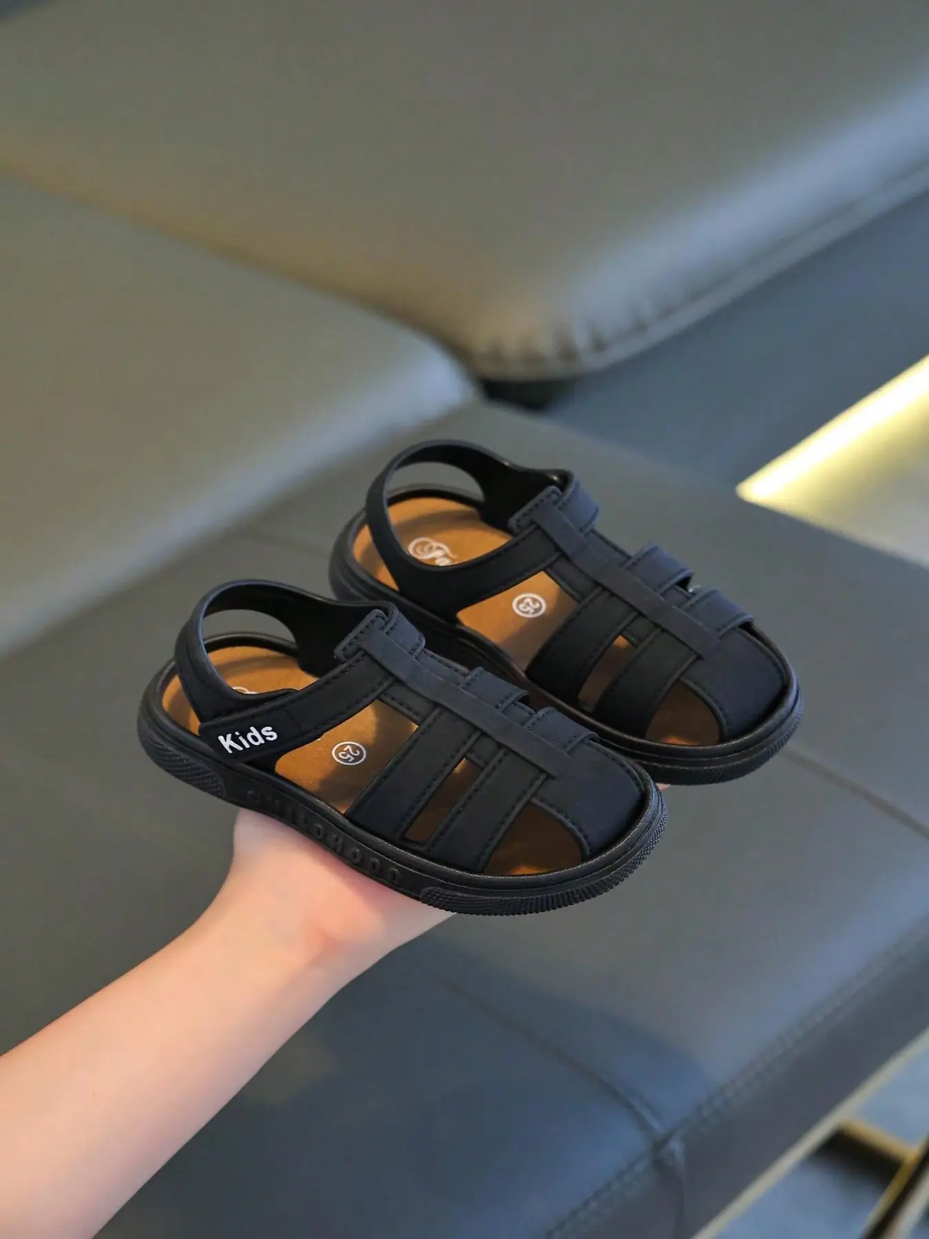 New Kids' Casual PVC Rubber Sole Shoes, Cartoon Letters Design, Anti-Slip Velcro Closure, Boys' Less Than Ankle Height Footwear, Kid Non Slip Sandals, Velcro Fastening Sandals