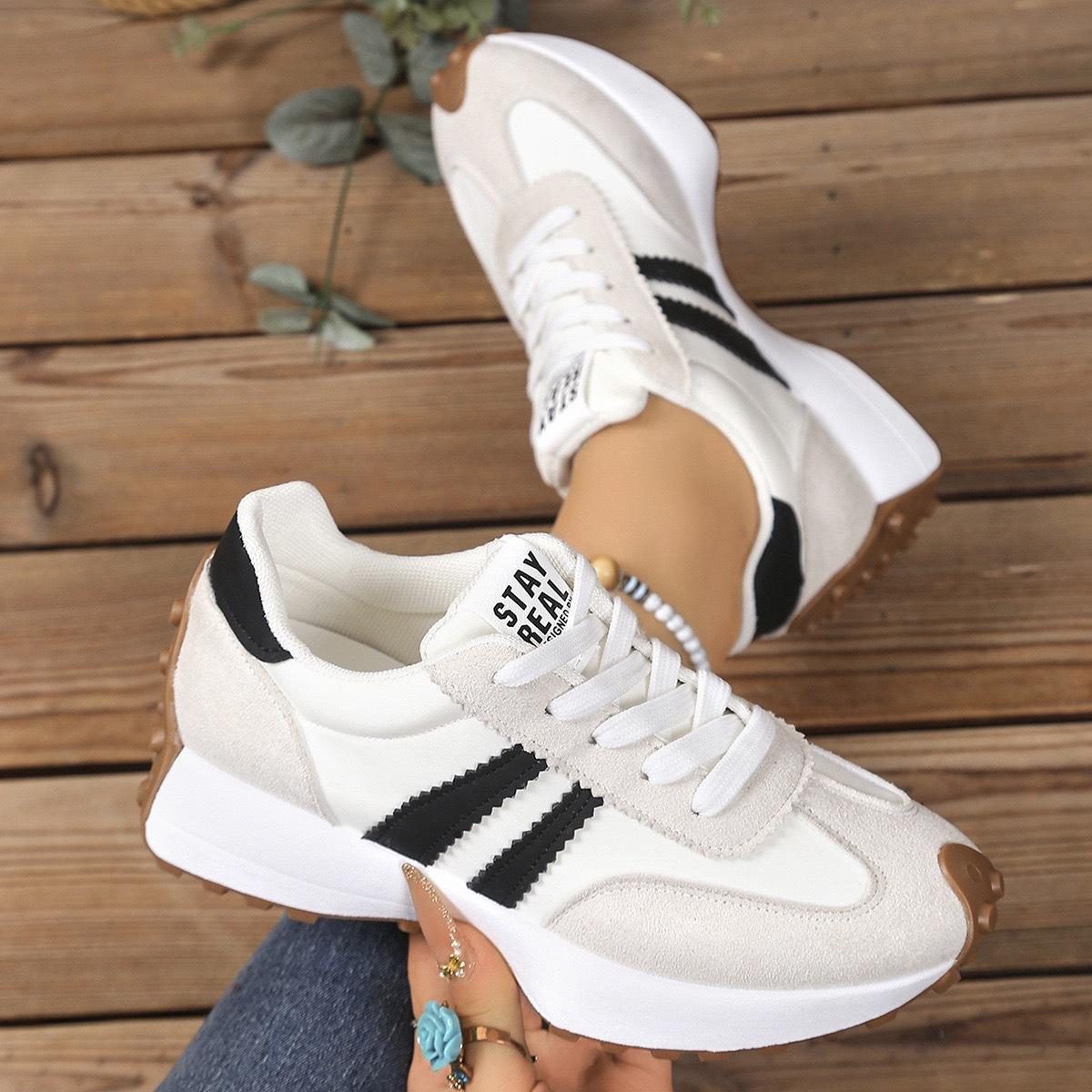 2026 Spring Vintage Color-Block Sneakers for Women, Soft Sole Breathable Casual Shoes, Lightweight Lace-Up Fashion Shoes, Multi-Color Women's Shoes