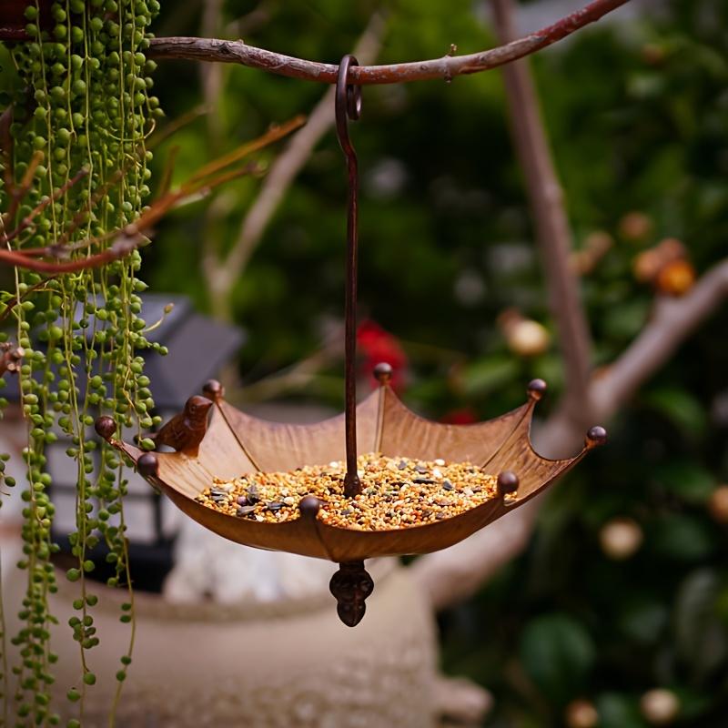 Outdoor hanging bird feeders are a gift for bird lovers Bird bath, umbrella-shaped iron bird feeder tray, hanging bird bath, suitable for garden, courtyard, and backyard garden decoration, bird food tray, gardening gloves
