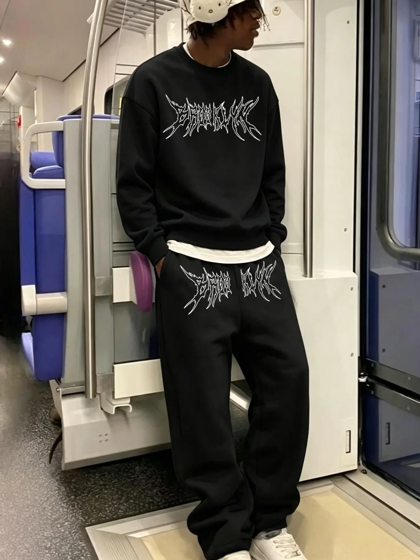 Brooklyn Print Long Sleeve Crew Neck Baggy Sweatshirt and Pants Set, Streetwear Casual, Comfortable Breathable Home Wear for Men and Women