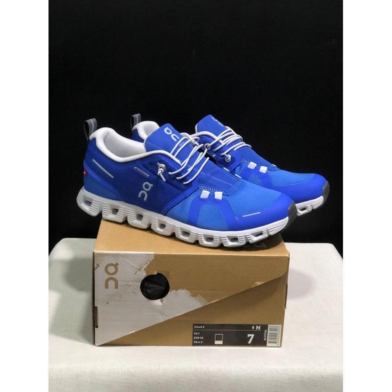 These are the latest unisex athletic shoes, breathable, cushioned, and comfortable, suitable for daily commutes and sports.