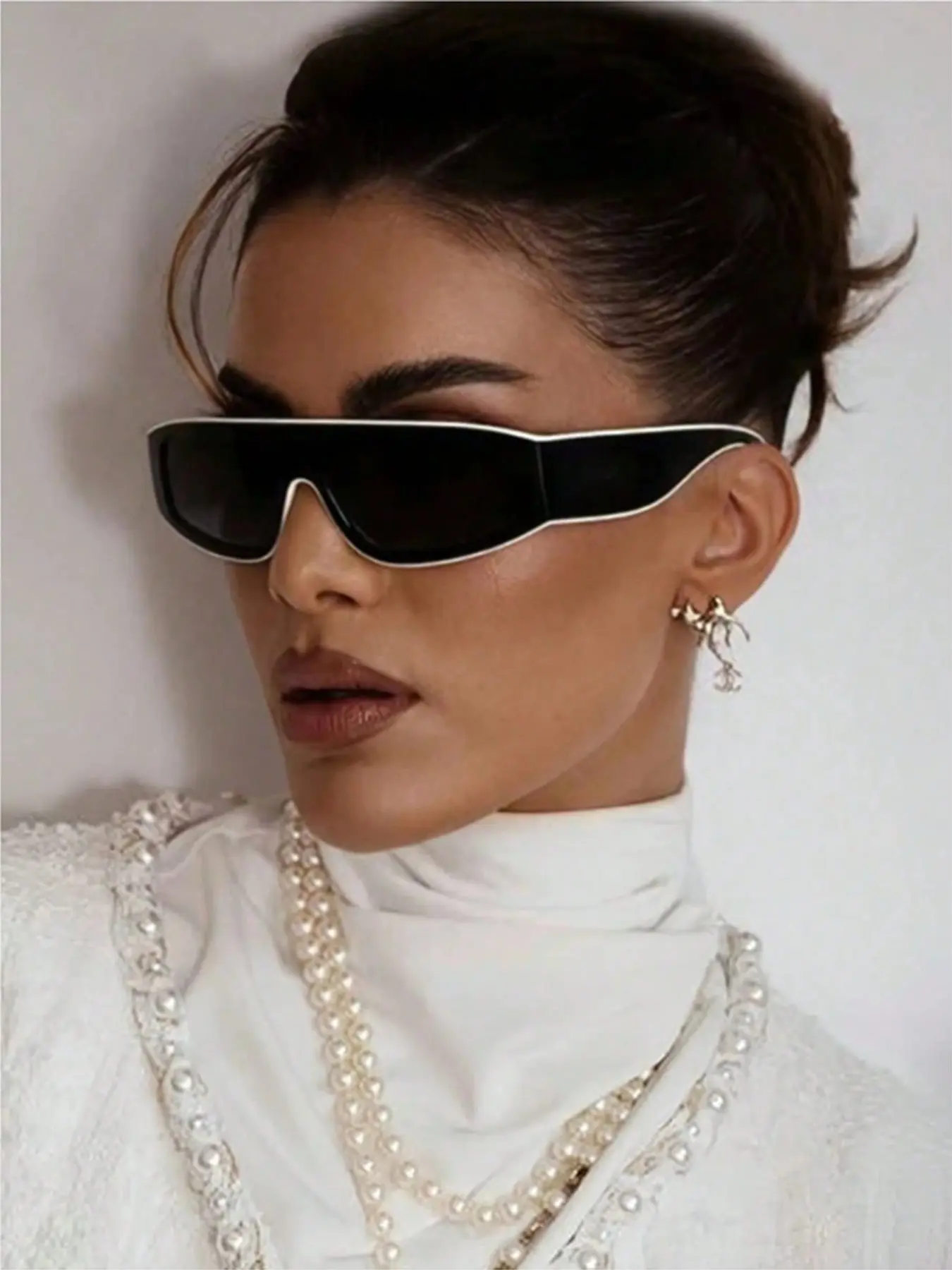 New Trendy Street Style Retro Cat Eye Glasses, Trending Glasses, Luxury Fashion Eyewear for Men and Women, Perfect for Parties and Casual Wear, Street Style Sunglasses