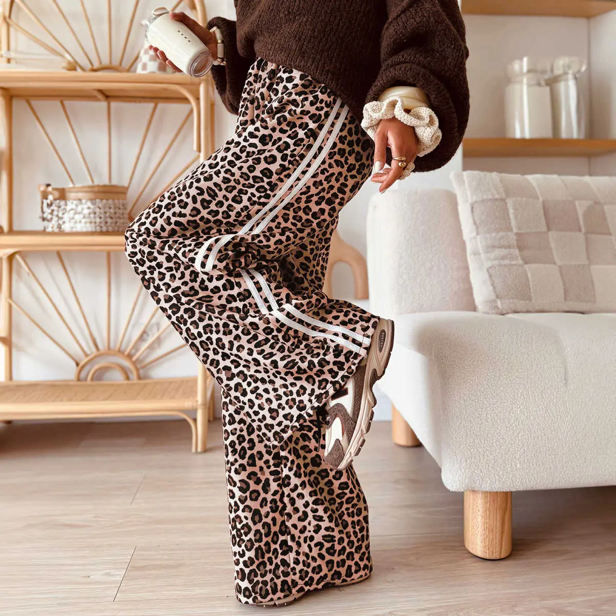 Women’s Leopard Print Wide Leg Pants, Contrast Side Stripe Casual Loose Fit Trousers