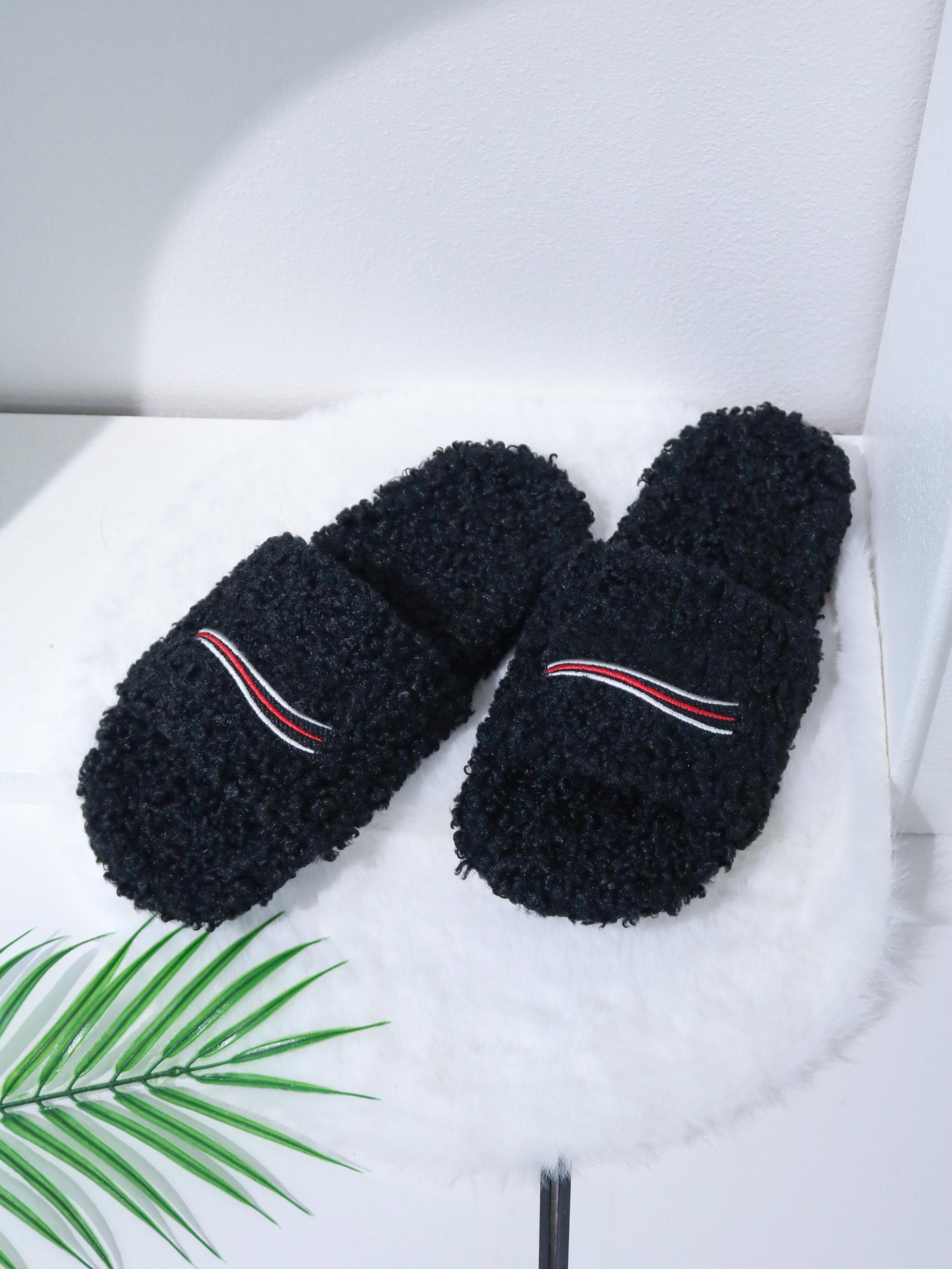 2026 Spring New Collection: Fur Slippers for Women, Outdoor Wear, Letter Embroidery, Thick Sole, Lamb Wool, Autumn/Winter, Flat Design, Slip-On Shoes.