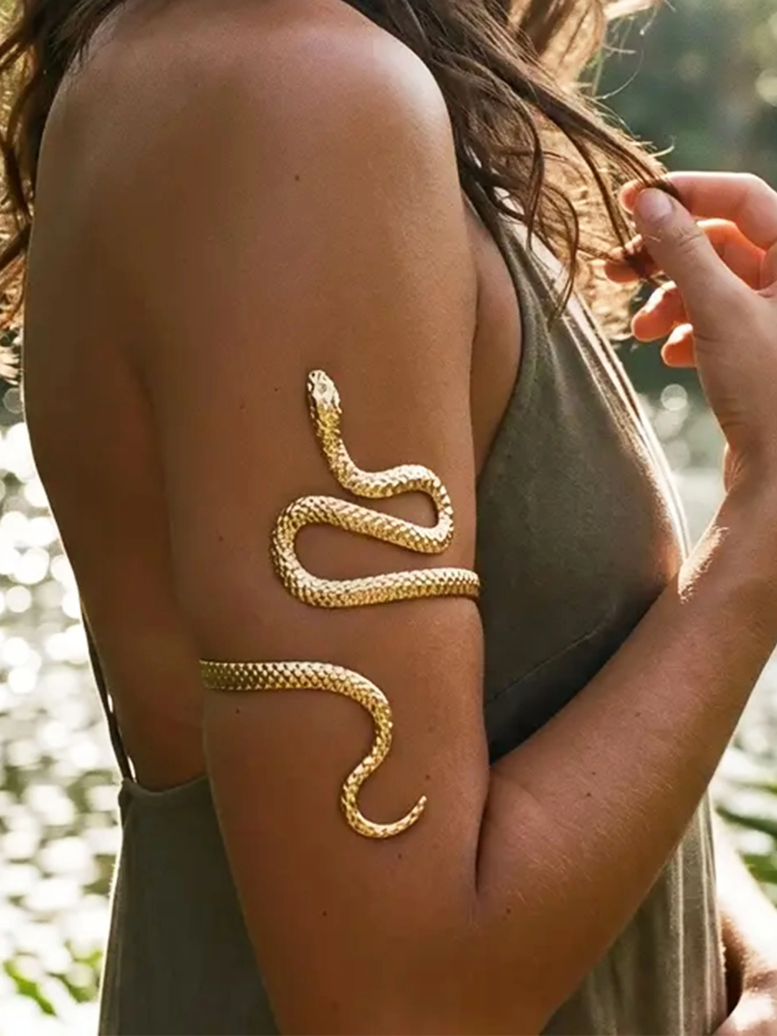 Women's Bohemian Snake Texture Spiral Arm Ring, Adjustable Open Snake Pattern Bracelet, Creative Metal Arm Band for Gifts and Parties