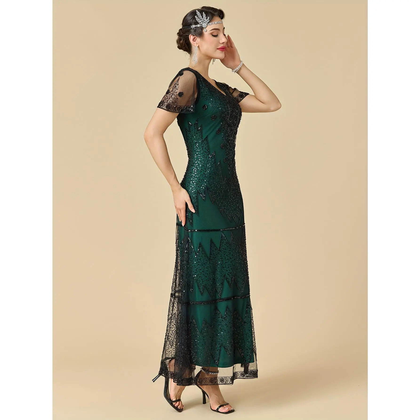 Women's 1920 Vintage Sparkling Sequin Fringe Formal Dress - Short Sleeve High Neck Fitted Cut 100% Polyester Embroidered Costume, All Seasons, Dry Clean Suitable for Themed Parties, Proms, Vintage Theme