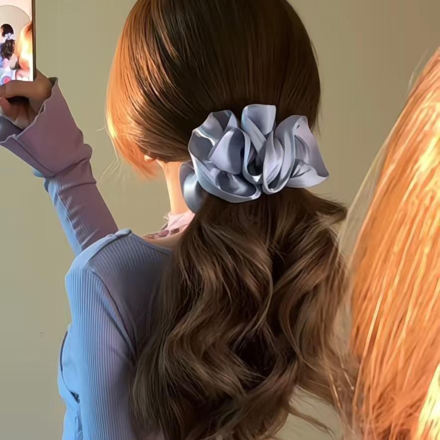 Chic 3D Pleated Floral Banana Hair Clips for Women, Large Non-Slip Hair ClawClips for Thick Hair, Elegant Flower Hair Barrettes for Updo Hairstyles, Spring Summer Trendy Hair Accessories for Girls, Versatile Hair Clips for Daily & Formal Occasio