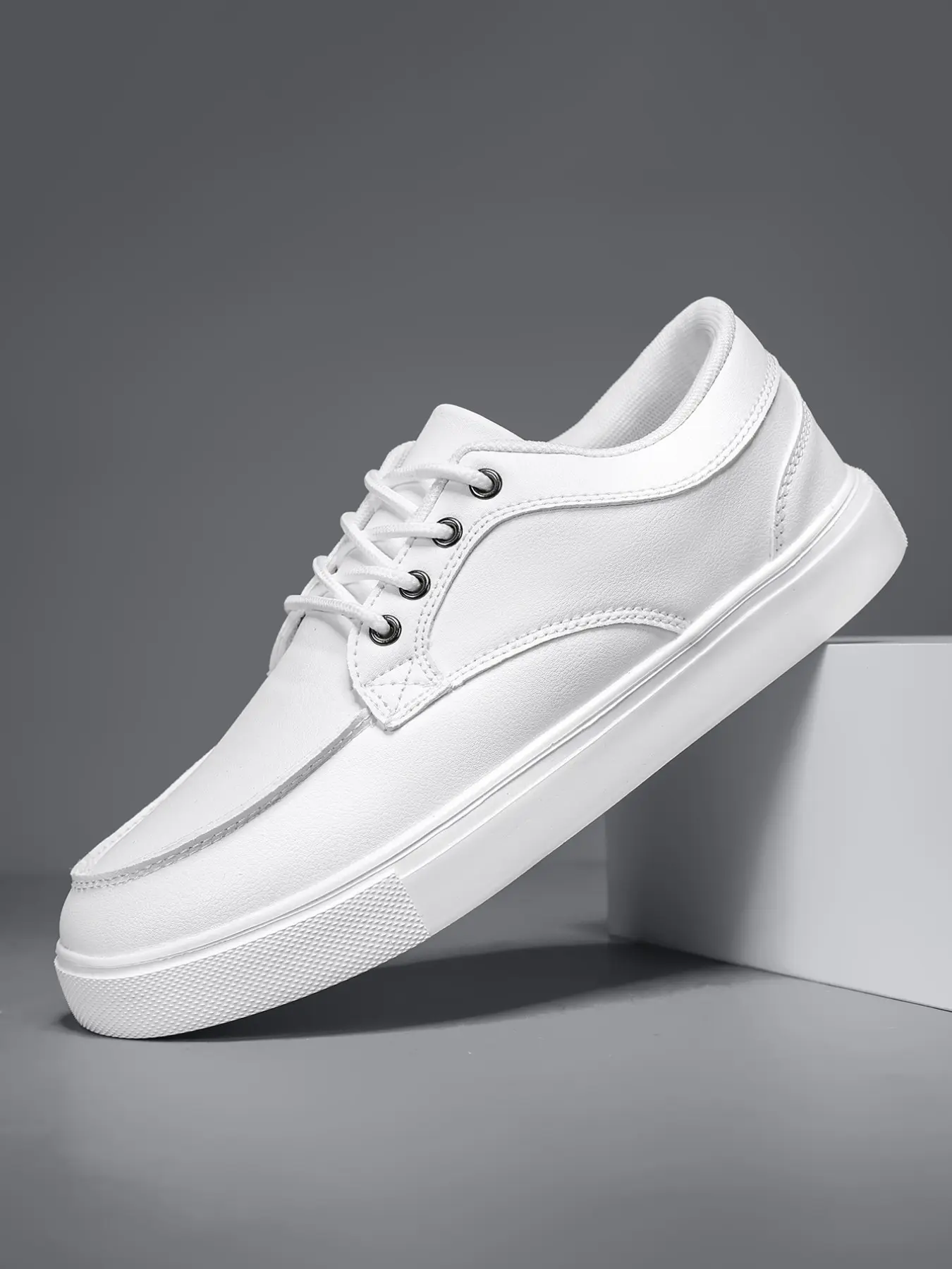 Men's Leather Low Top Sneakers, Waterproof, Adjustable Laces, Comfortable, All-Season, Fashionable, Durable, Versatile, Casual Shoes