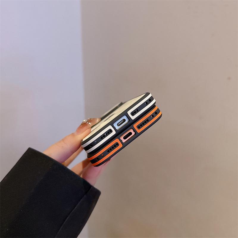 Instantly enlarges the screen, suitable for iPhone 17/16/15/14/13, denim-pattern side-stick anti-collision edge denim leather protective case