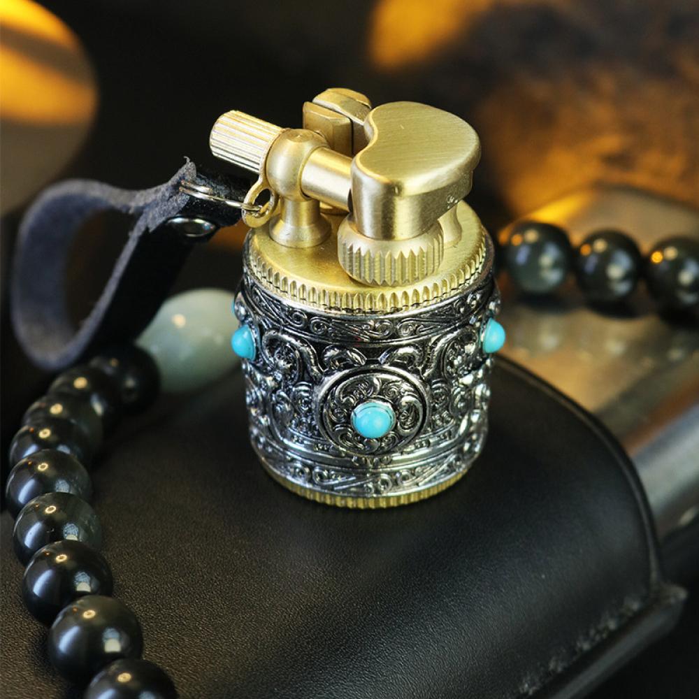 Retro Flint Wheel Lighter Silver Armor Decoration Fat Boy Shape Brass Material Novelty Unique Lighter For Men gift(Without Fuel)
