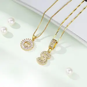 2 Piece Letter Pendant Jewelry, Elegant Initial Letter Pendant Necklaces with Sparkling Zircon Stones, 18K Gold Plated Personalized Alphabet Jewelry for Women, Adjustable Chain for Parties, Birthdays, Valentine's Day Gift, Stylish Fashion Accessory