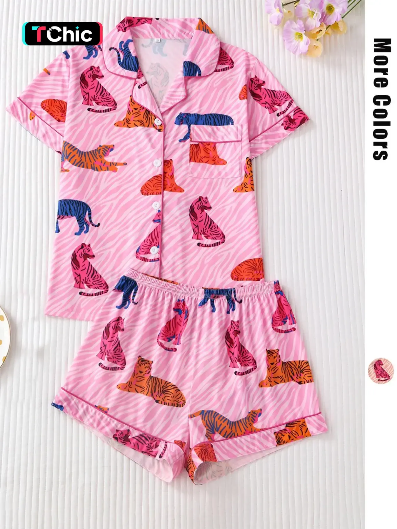 Women's Tiger Print Pajama Set, Casual Fitted Top with Button-Down Neckline, Comfortable Loose Shorts, Elegant Sleepwear for Ladies, Loungewear, Pyjamas, Pjs, Womenswear, Pajamas Set
