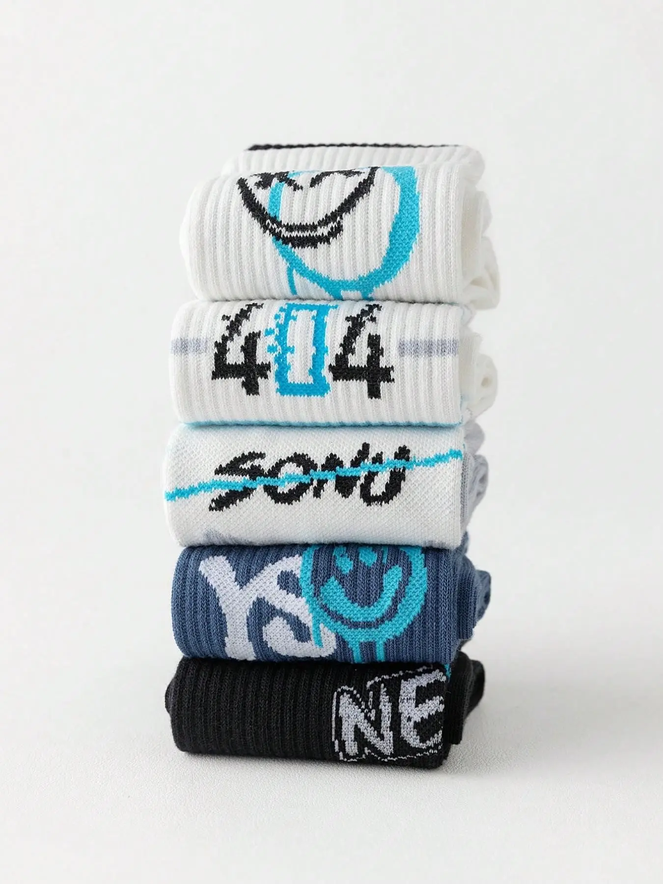 5 Pairs Men's Socks, Breathable Moisture-Wicking, Street Style Graffiti Letter Print, Rock Fashion, Youth Sports Socks, Anti-Odor, Casual
