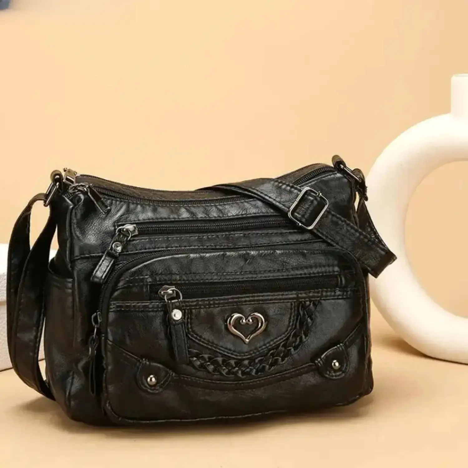 Women’s 2026 Genuine Leather Crossbody Purse - Heart-Shaped Pattern, Multiple Pockets, Spacious Interior, Stylish Versatile Casual Gym Bag, Sporty Shoulder Bag for Women, Outdoor Travel, Shoulder Bags