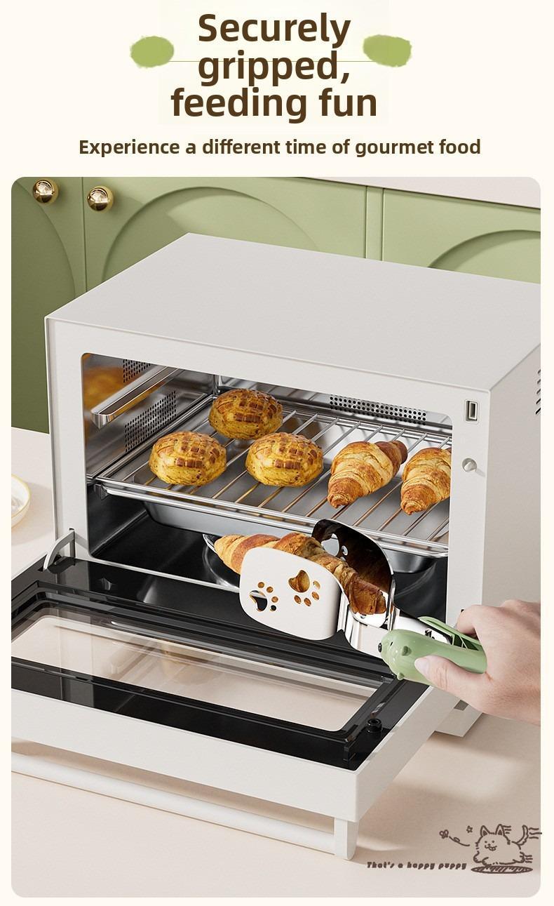 Stainless Steel Bear Pancake Griddle Clip Multifunctional Kitchen Tool for Frying Eggs, Fish, and Steaks