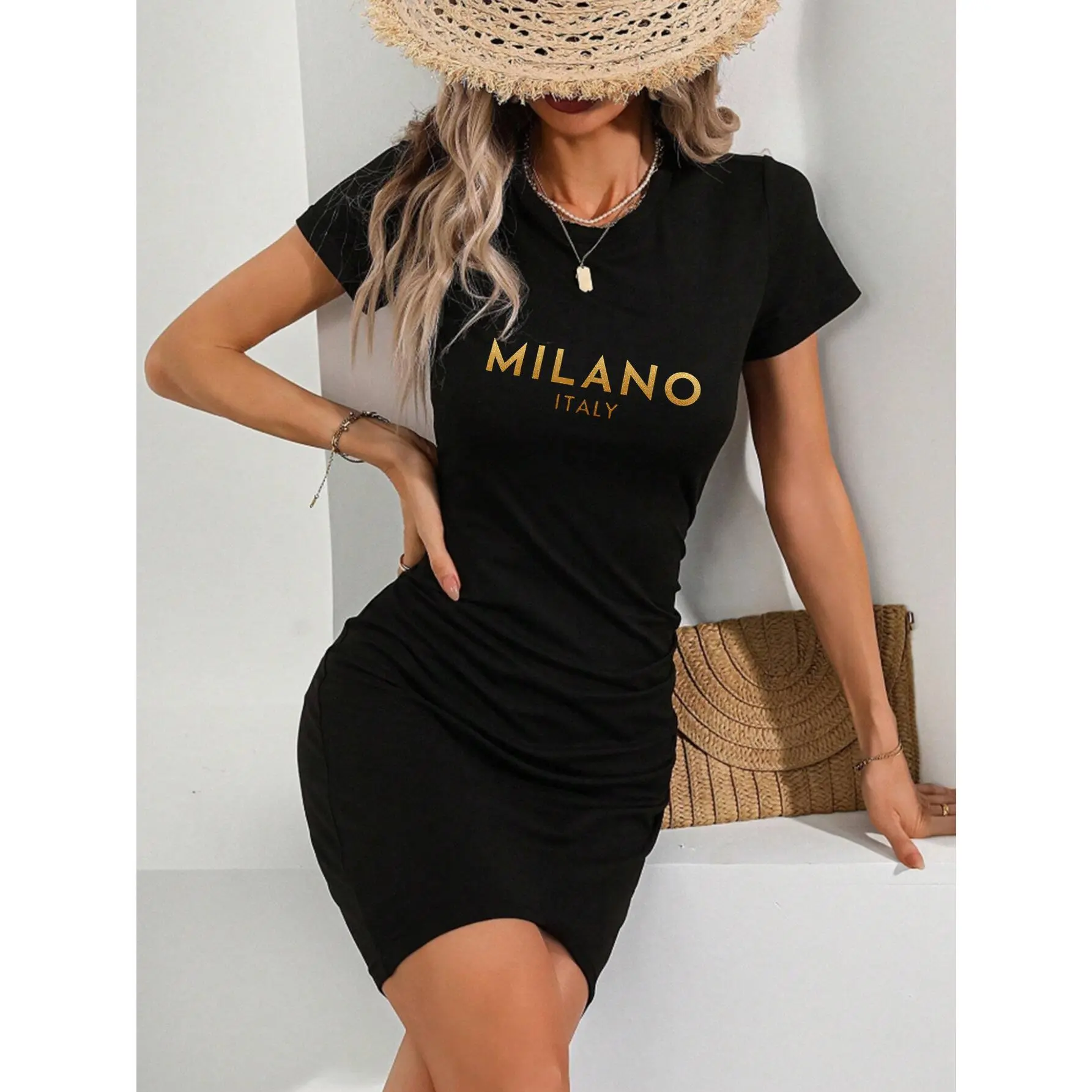 Fashionable Women'S Fitted Dress with Artistic Print - Elastic Breathable Fabric, Slim Fit Design, Knee-Length Round Neck Short Sleeves, Machine Washable Black Dress, Suitable for Spring And Summer Casual And Formal Occasions, Summer Fashion