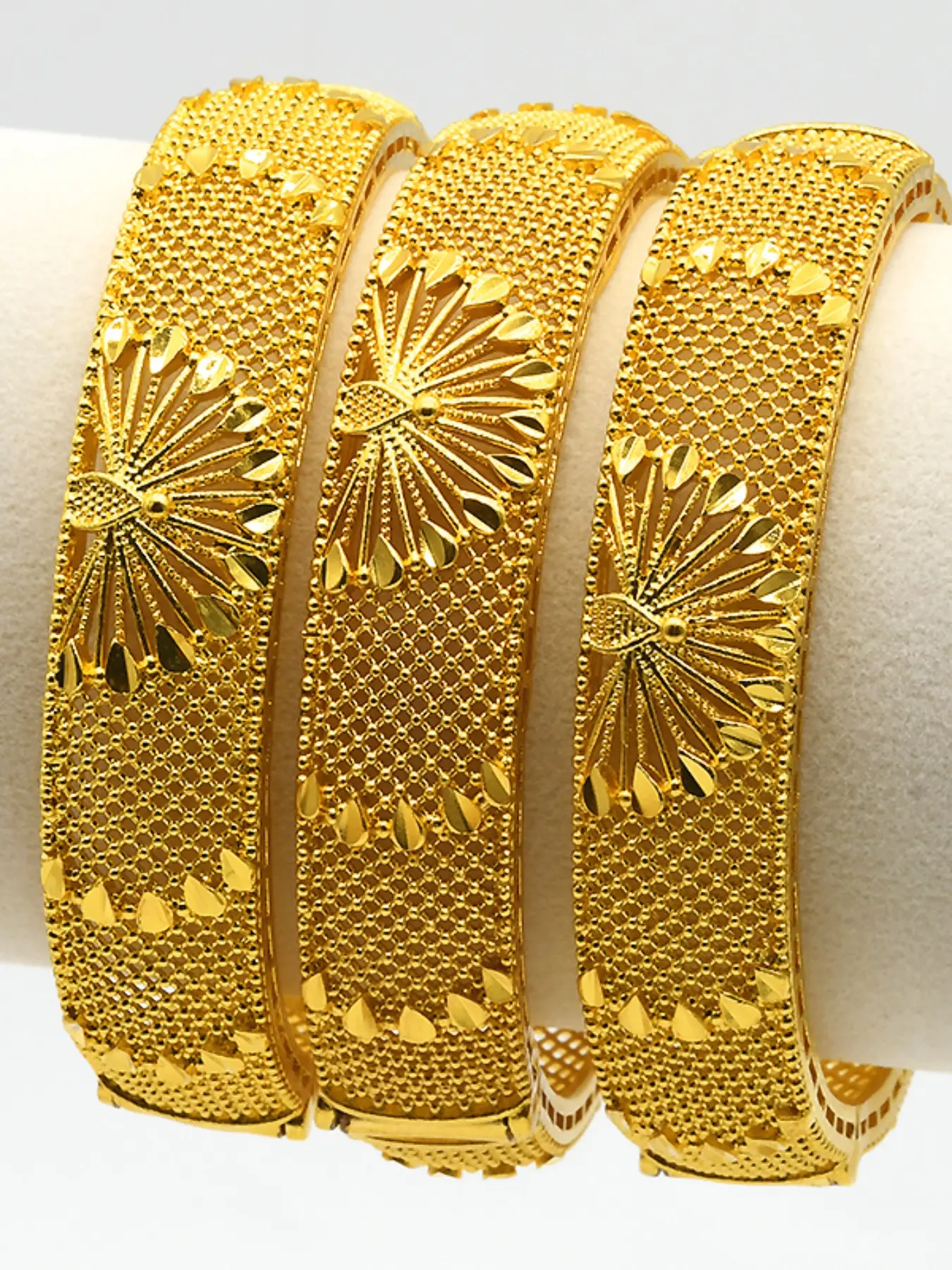 Dubai Peacock Open Gold Bracelet for Women, Middle Eastern Style, Perfect for Daily Wear, Weddings, Parties, Banquets