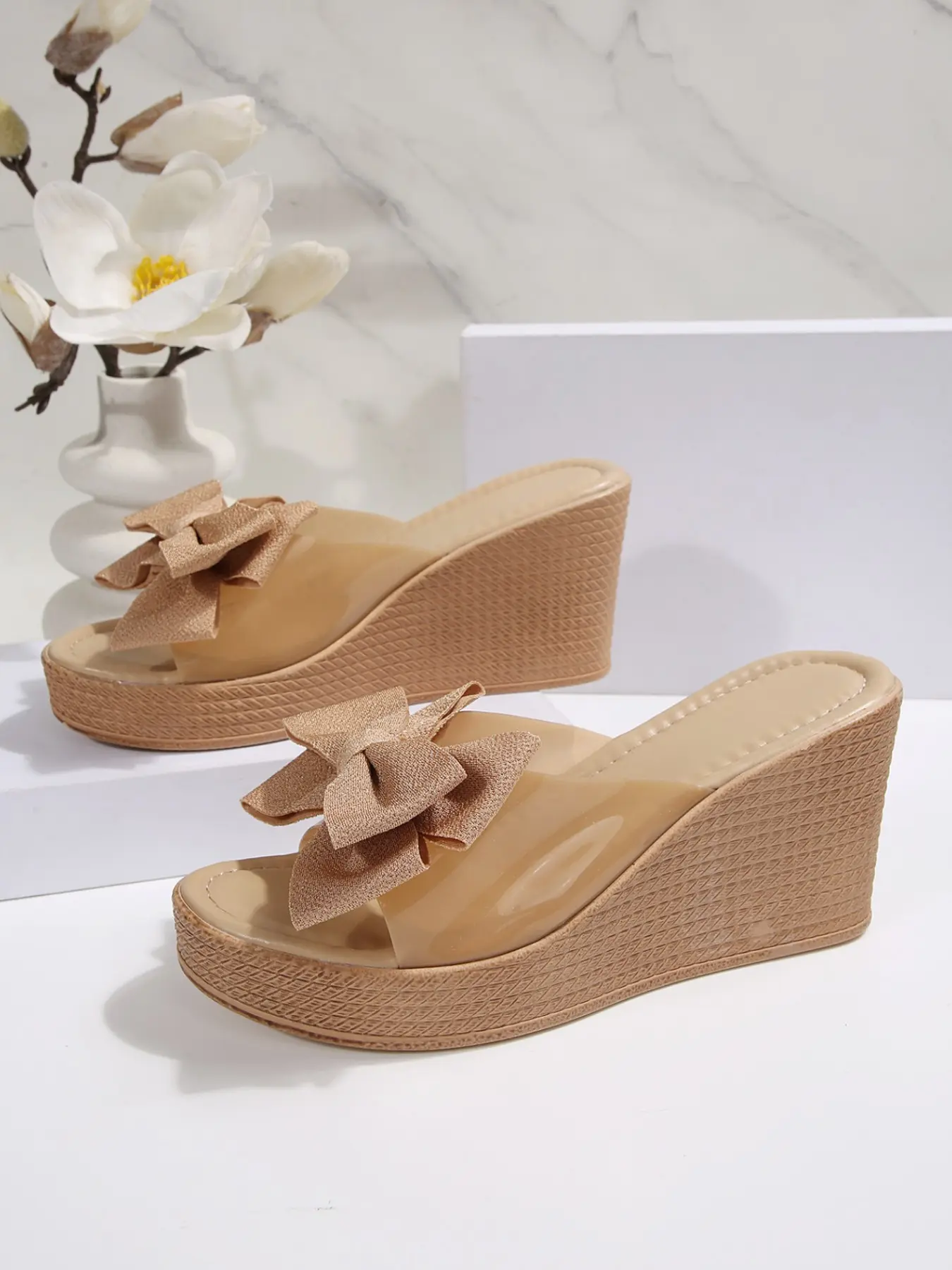 Women Bow Decor Wedge Slide Sandals, Open Toe Clear Strap Platform Wedge Mules, Summer Slip On Heeled Sandals for Beach Vacation Daily Street, Nude Apricot Available