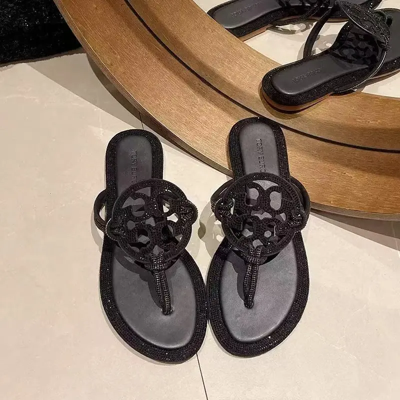 Rhinestone Hollow Out Logo Thong Sandals Women Sparkly Crystal Trim Flip Flops Flat Slide Sandals Summer Dressy Casual Beach Vacation Walking Comfort Soft Sole Open Toe Slip On Sandals For Ladies Evening Party Daily Wear